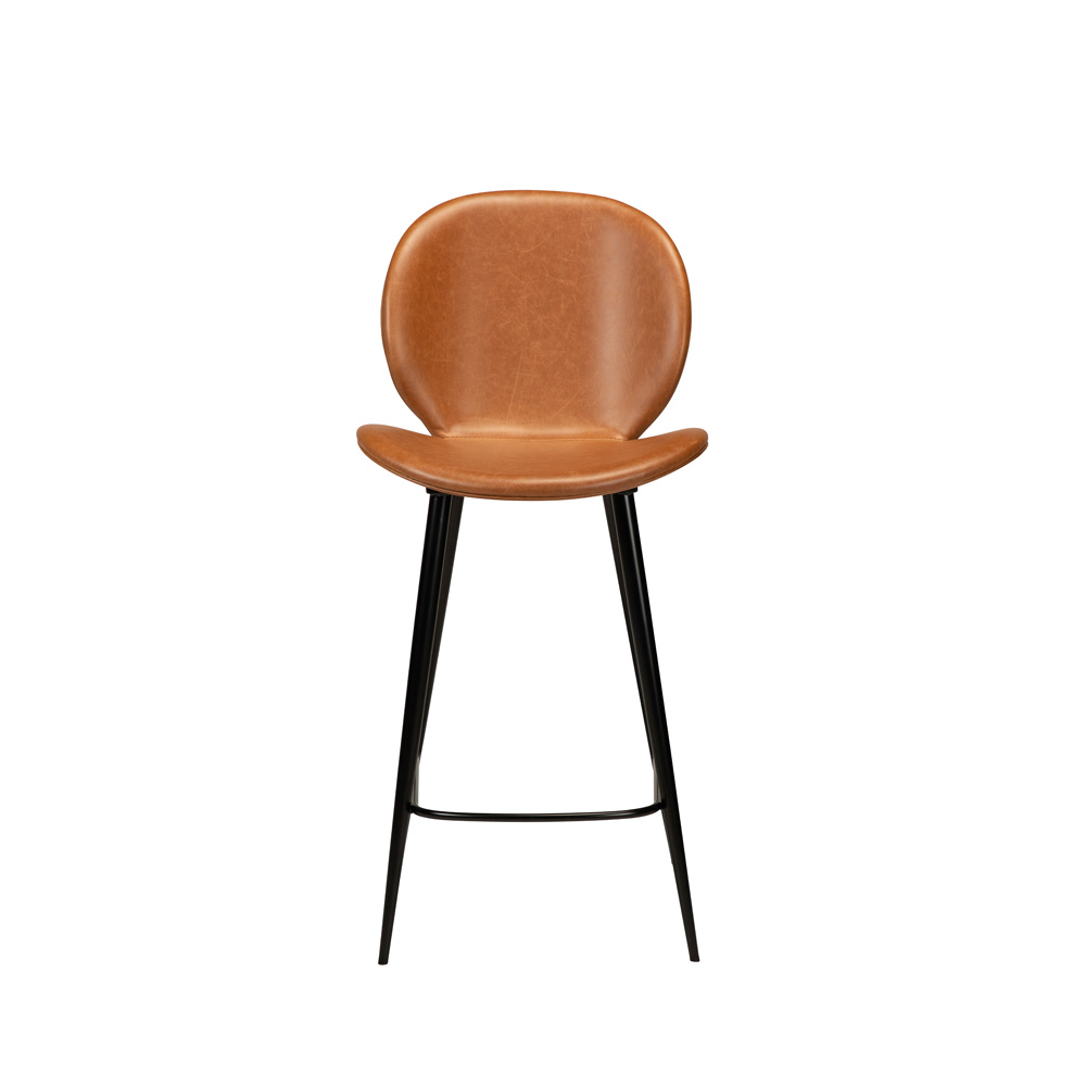 Danform_CLOUD_BAR_STOOL_Baarituoli_matala_vintage_light_brown_art_leather_w_black_metal_legs_04 - Edella