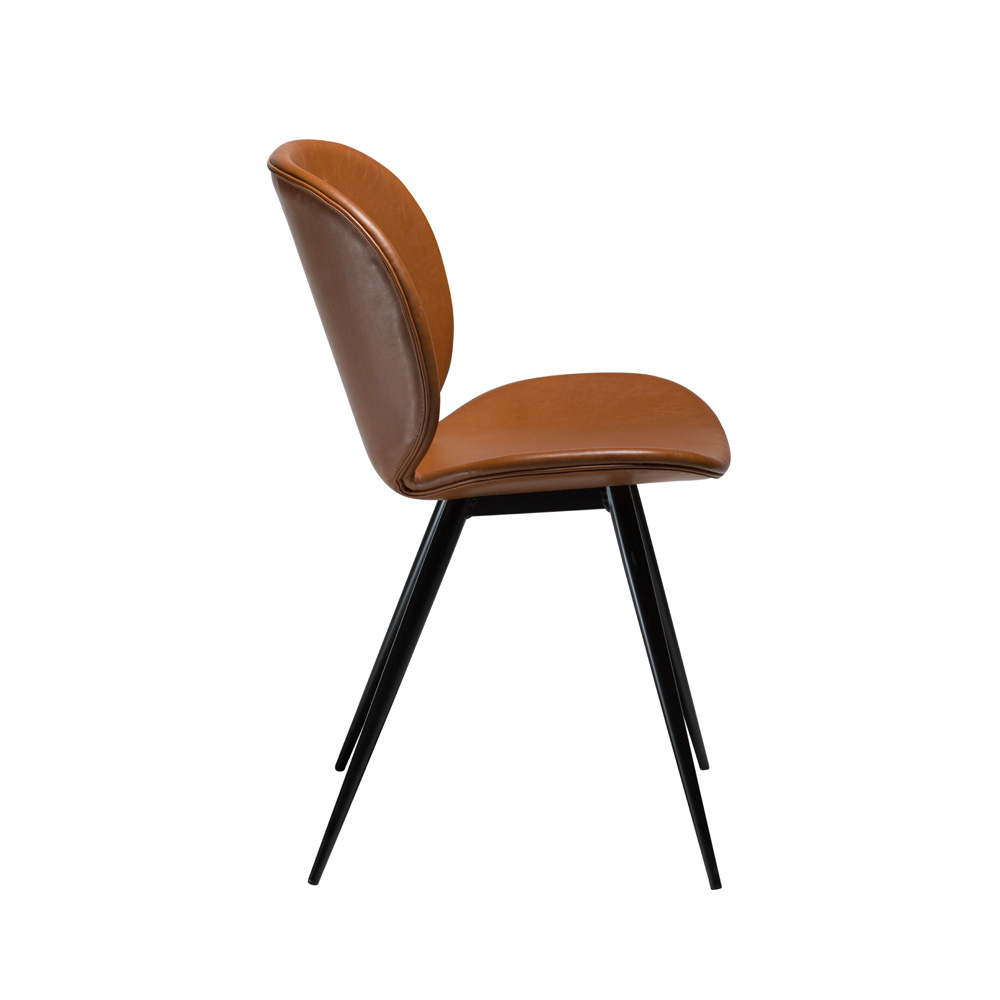 Danform_CLOUD_CHAIR_RAVINTOLATUOLI_vintage_light_brown_art_leather_w_black_legs_05 - Edella