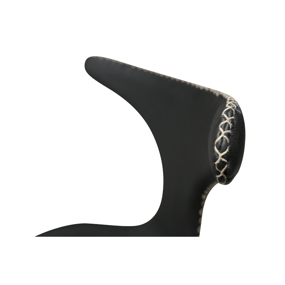 Danform_DOLPHIN_CHAIR_RAVINTOLATUOLI_black_leather_w_black_metal_legs_06 - Edella