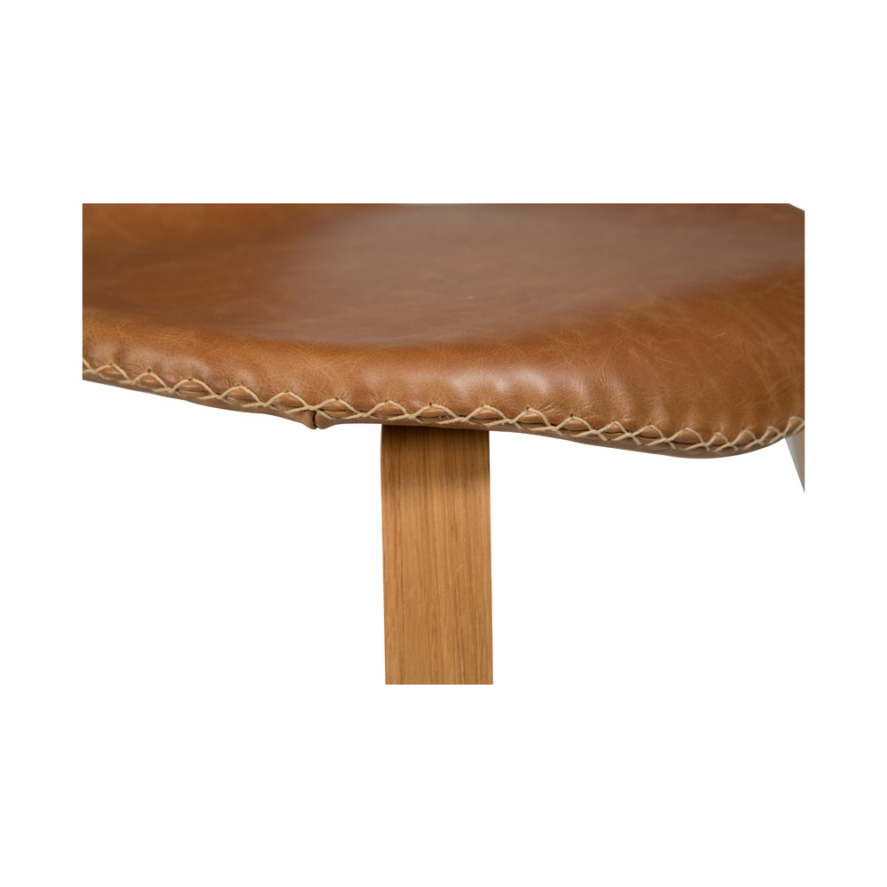 Danform_DOLPHIN_CHAIR_RAVINTOLATUOLI_light_brown_leather_w_oak_veneer_legs_06 - Edella