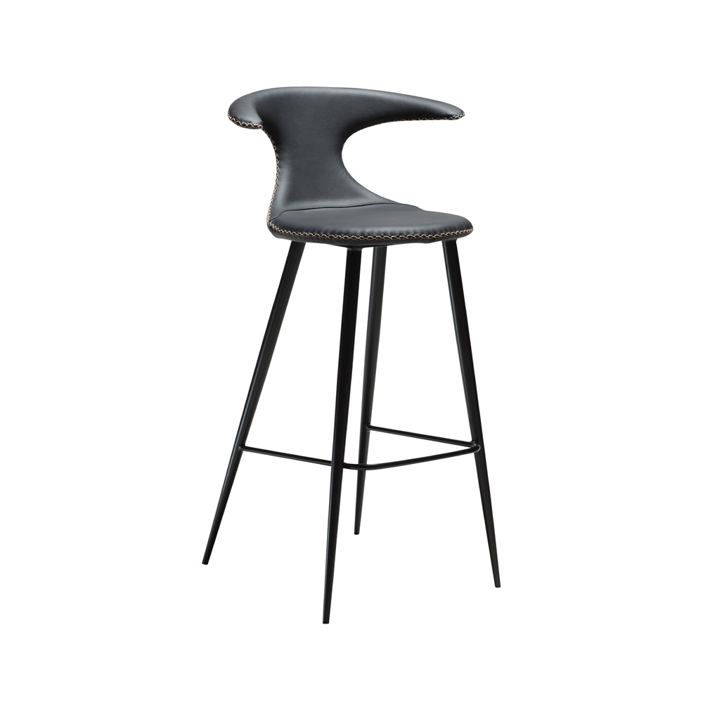 Danform_FLAIR_BAR_STOOL_baarituoli_black_leather_w_round_black_legs_01 - Edella