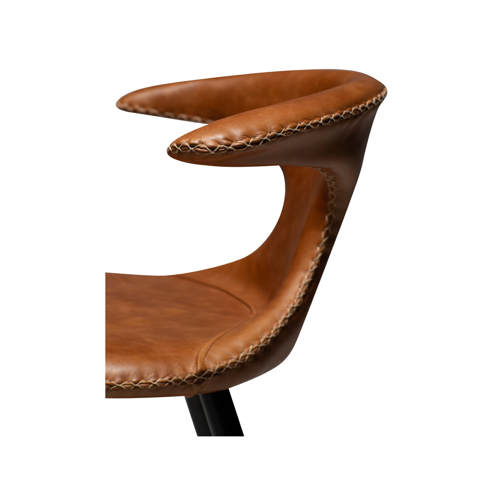 Danform_FLAIR_BAR_STOOL_baarituoli_matala_light_brown_leather_w_round_black_legs_06 - Edella