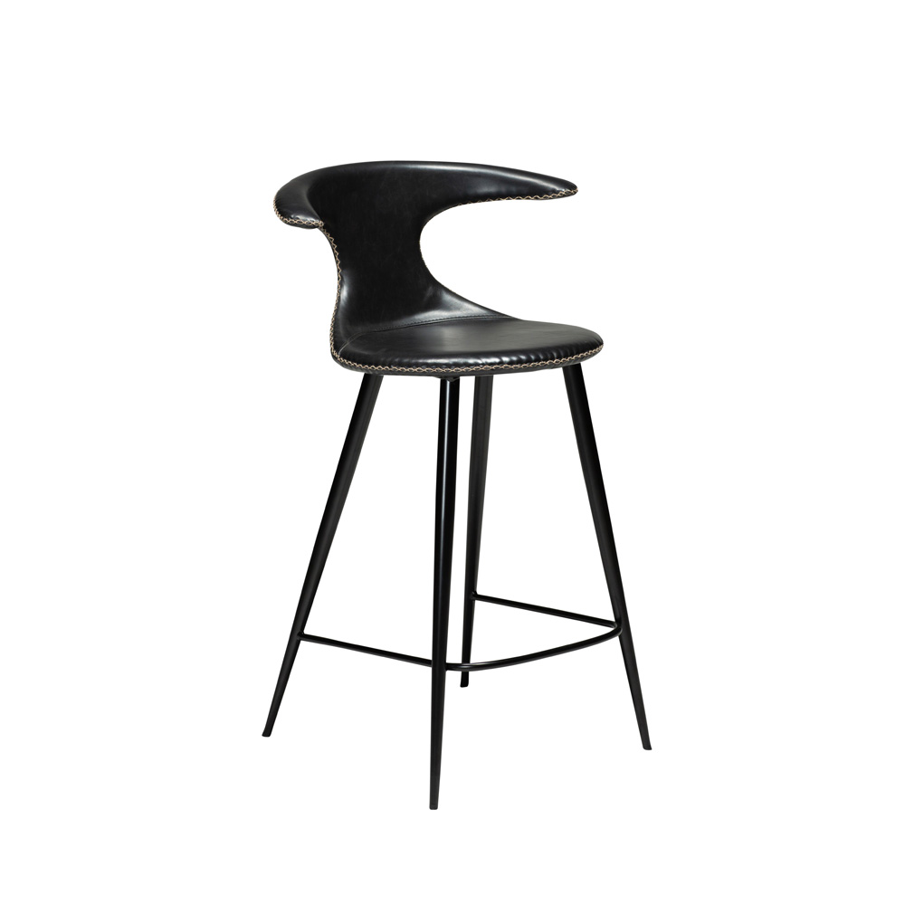 Danform_FLAIR_BAR_STOOL_baarituoli_matala_vintage_black_art_leather_w_round_black_legs_01 - Edella