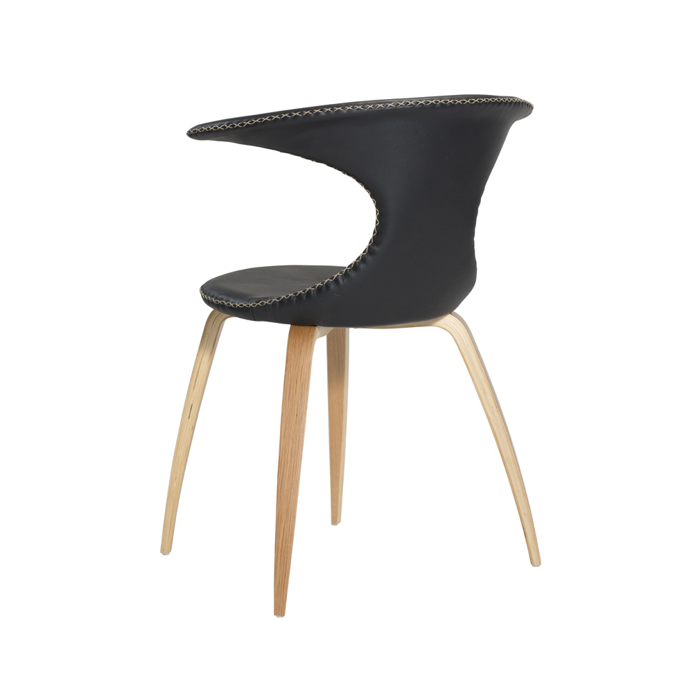 Danform_FLAIR_CHAIR_RAVINTOLATUOLI_KAHVILATUOLI_black_leather_w_oak_veneer_legs_03 - Edella