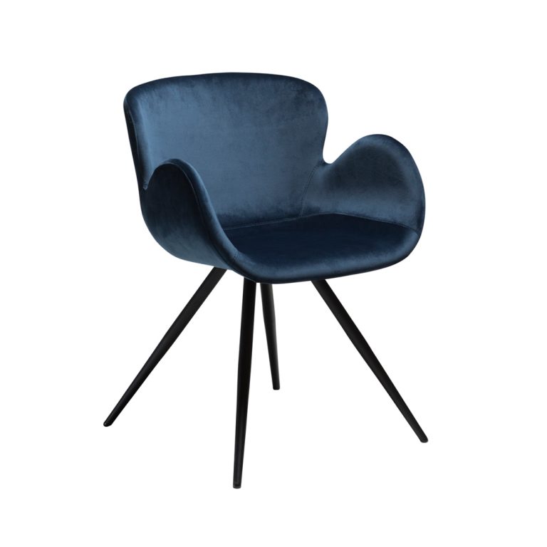Danform Gaia tuoli Midnight blue käsinojallinen samettituoli mustilla jaloilla