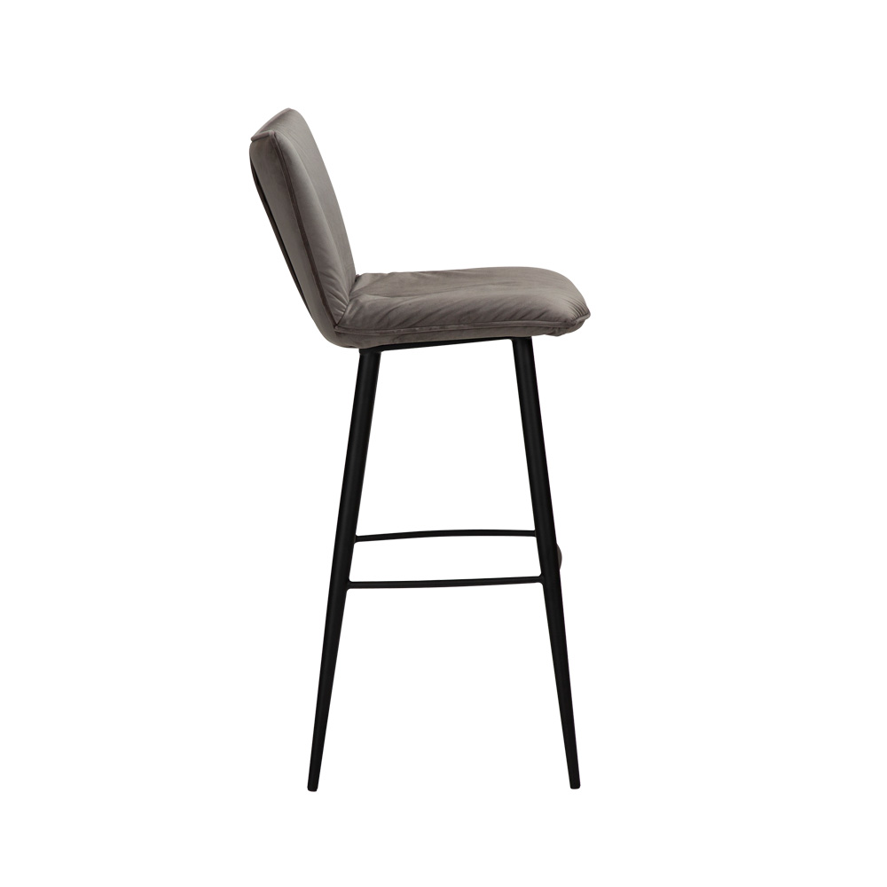 Danform_JOIN_Bar_Stool_korkea_baarituoli_kokoverhoiltu_sametti_alu_velvet_metallijalat_03 - Edella
