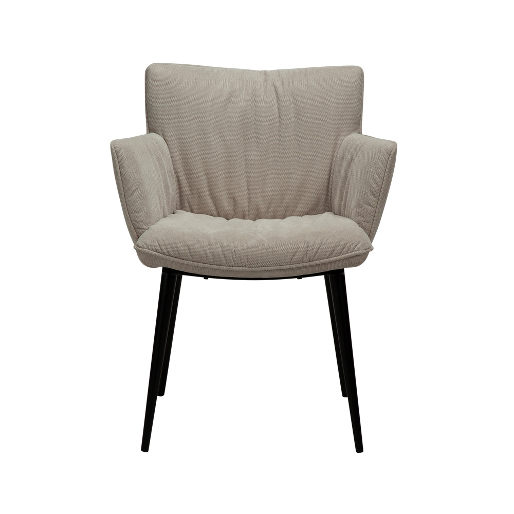 Danform_JOIN_armchair_ravintolatuoli_kahvilatuoli_kokoverhoiltu_kangas_desert_sand_käsinojallinen_metallijalat_02 - Edella