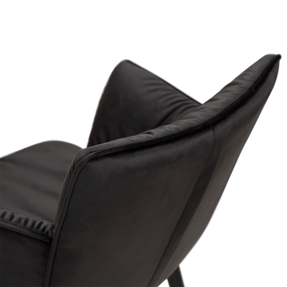 Danform_JOIN_armchair_ravintolatuoli_kahvilatuoli_kokoverhoiltu_meteorite_black_käsinojallinen_metallijalat_06 - Edella