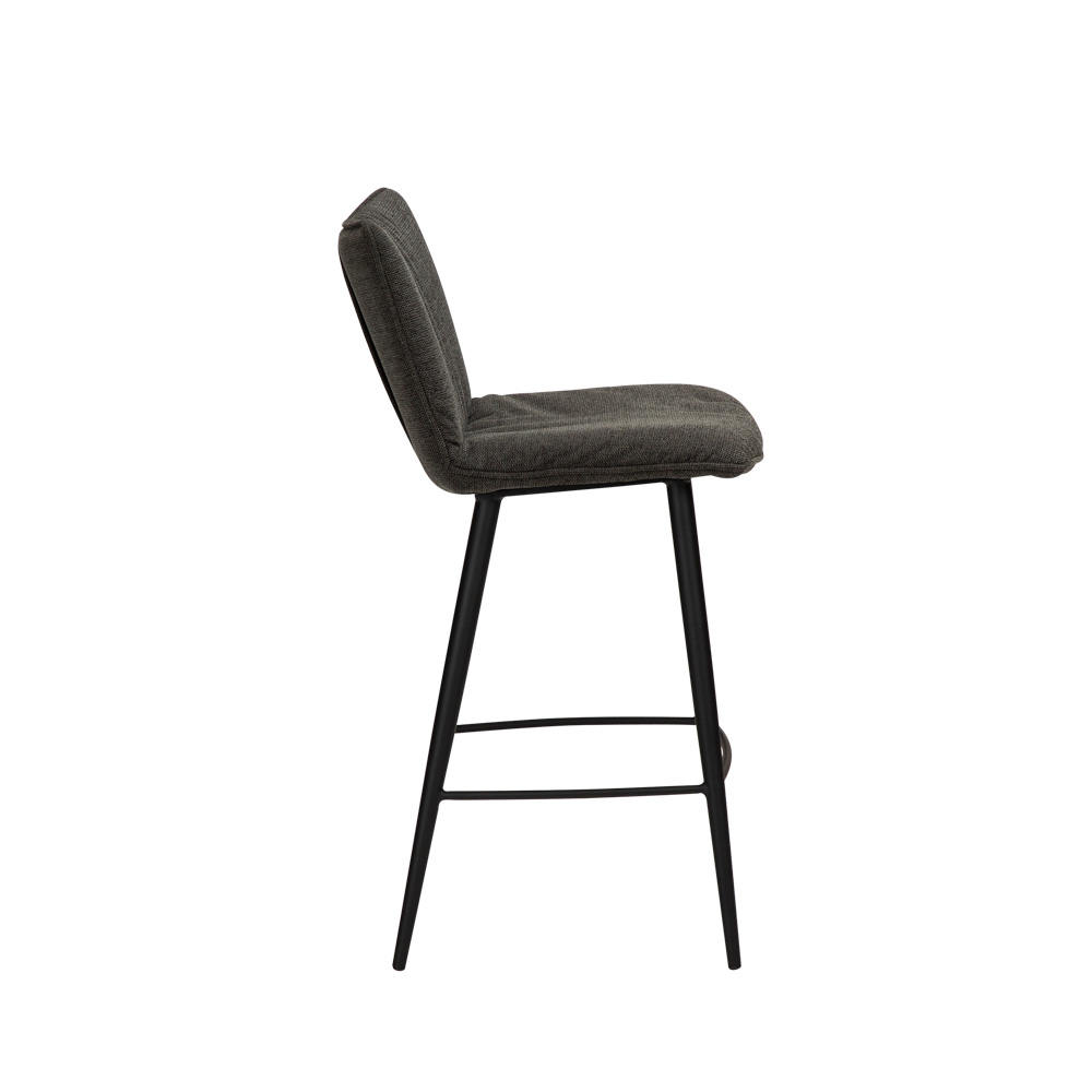 Danform_JOIN_counter_stool_matala_baarituoli_kokoverhoiltu_kangas_crow_black_fabric_metallijalat_03 - Edella