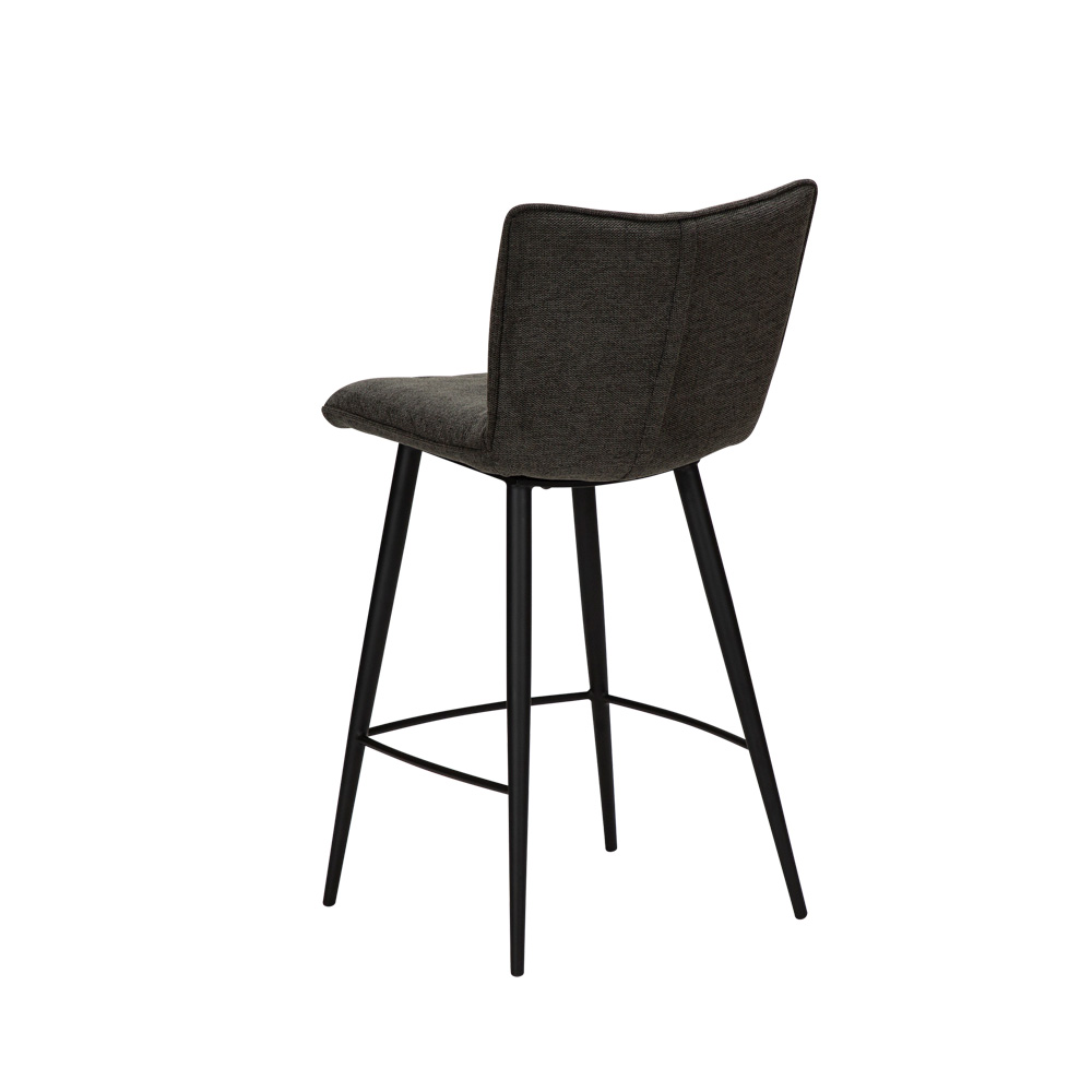 Danform_JOIN_counter_stool_matala_baarituoli_kokoverhoiltu_kangas_crow_black_fabric_metallijalat_05 - Edella