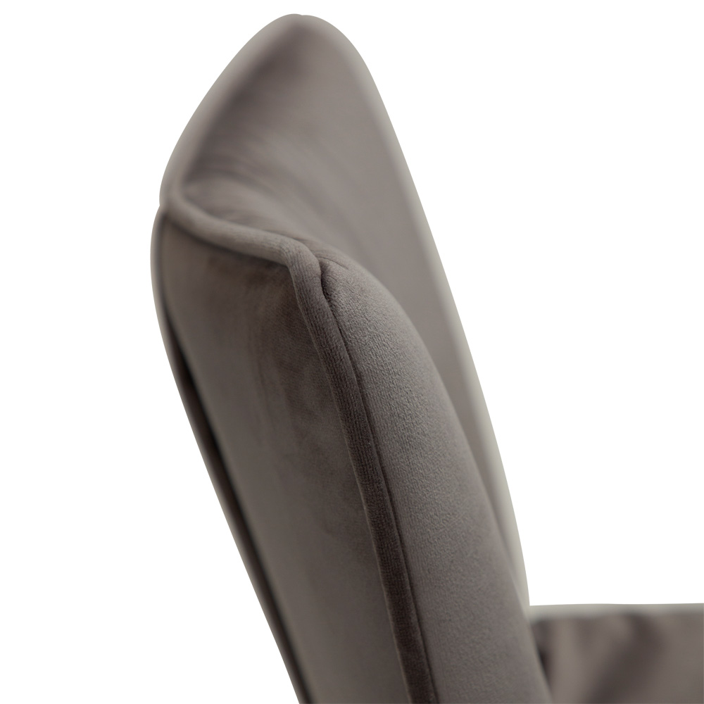 Danform_JOIN_counter_stool_matala_baarituoli_kokoverhoiltu_sametti_alu_velvet_metallijalat_08 - Edella