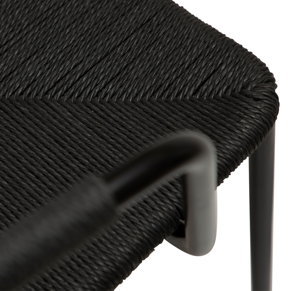 Danform_Stiletto_armchair_ravintolatuoli_kahvilatuoli_musta_käsinojallinen_putkijaloilla_paperinaru_punottu_istuin_06 - Edella