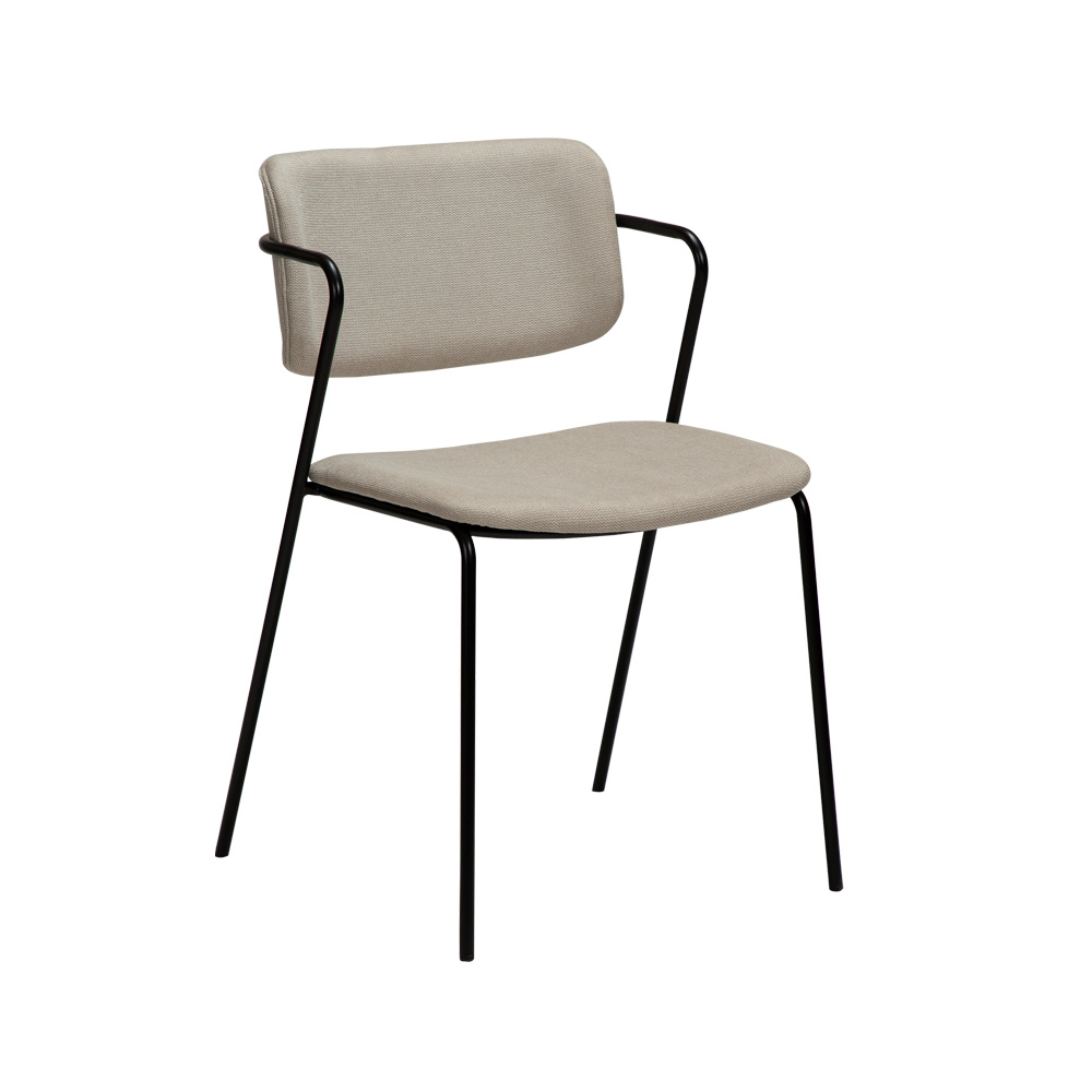 Danform_Zed_chair_ravintolatuoli_kahvilatuoli_kangas_Desert_sand_käsinojallinen_putkijaloilla_01 - Edella