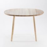 Emko Naive Dining table öljytty pyöreä ruokapöytä