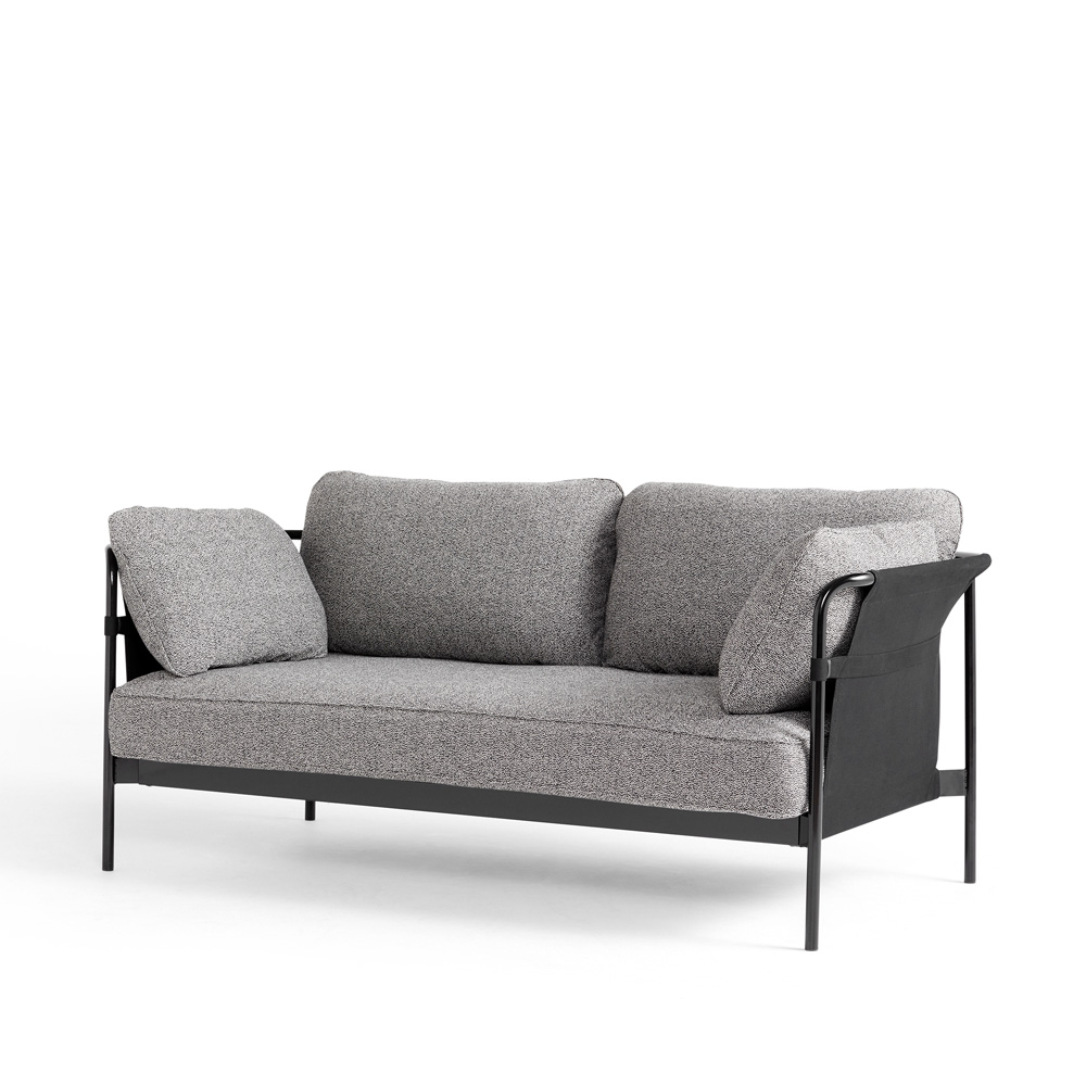 Hay_CAN_2-SEATER_kahden_istuttava_beige_tummanharmaa-musta_kangas_mustat_putkijalat_01 - Edella