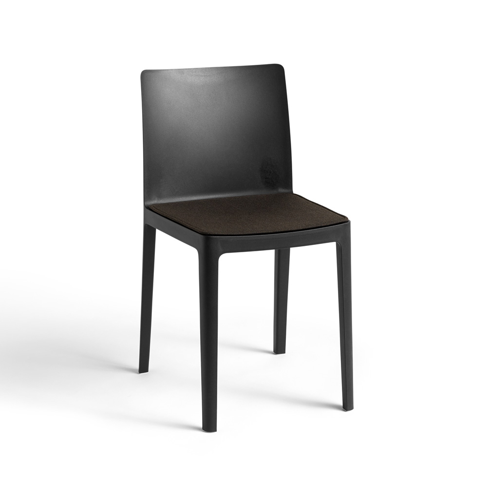 Hay_Elementaire_chair_anthracite_Seat_pad_Steelcut_Trio_383_WB_01 - Edella