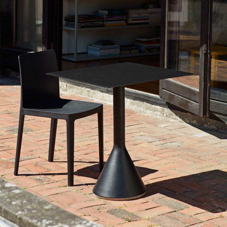 Hay Palissade Cone Table 70 Anthracite