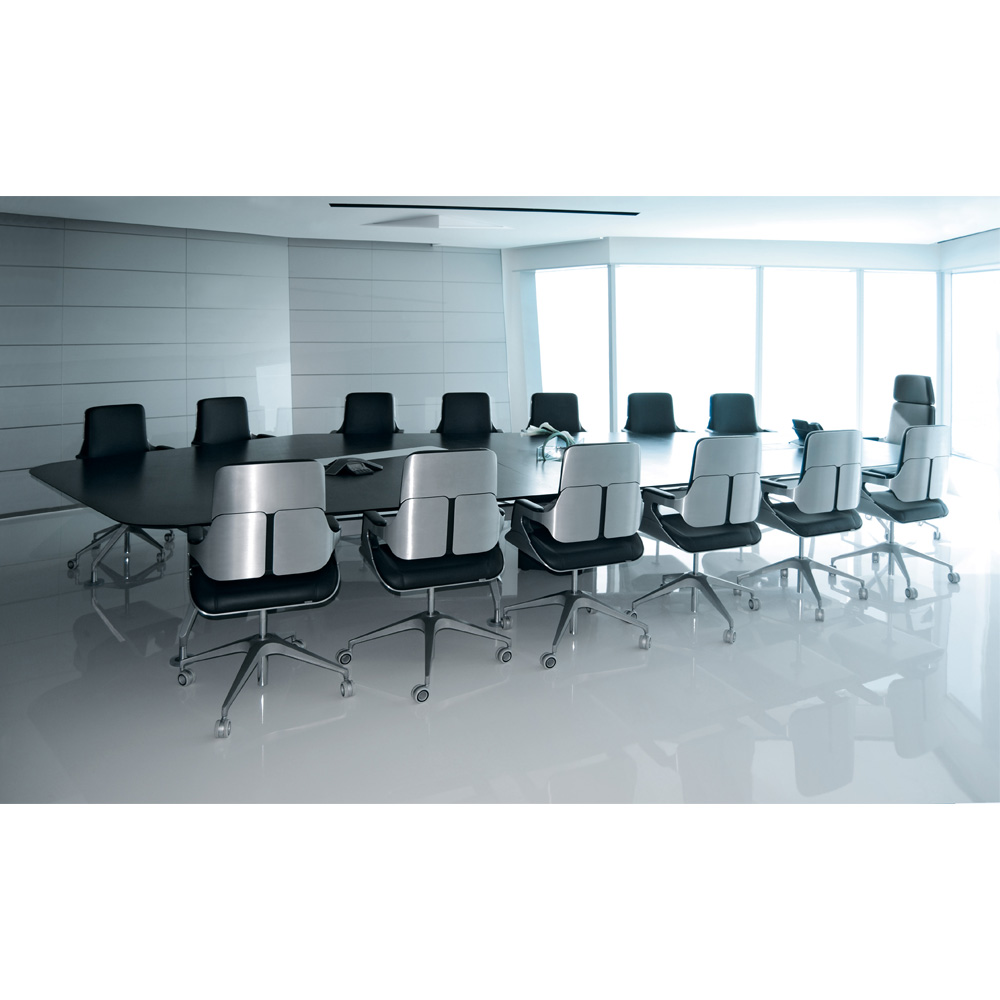 Interstuhl_Silver_262S_työtuoli_toimistotuoli_synchro-mekanismi_kokoustuoli_neuvottelutuoli_harjattu_alumiini_musta_nahka_12 - Edella