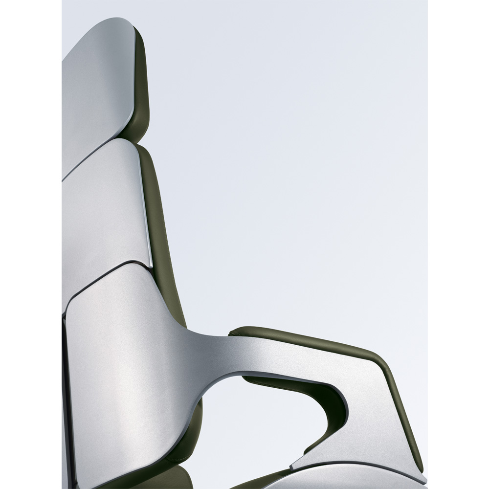 Interstuhl_Silver_362S_johtajantuoli_työtuoli_toimistotuoli_neuvottelutuoli_kokoustuoli_hiekkapuhallettu_alumiini_oliivi_nahka_04 - Edella