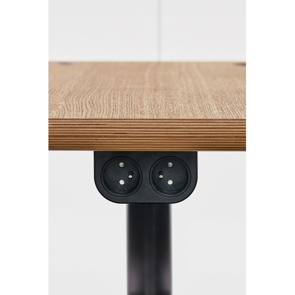 MuteDesign_Space_L_ilmastoitu_vetäytymistila_hiljainen_huone_neljälle_hengelle_tila_tilassa_kokoushuone_10 - Edella