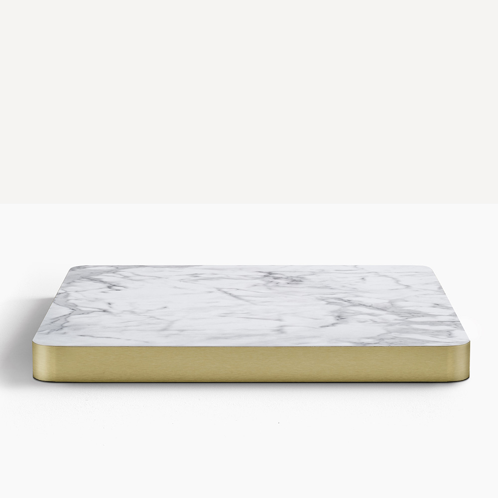 Pedrali_Laminate_Brass_ABS_laminaatti_messinki_ABS-nauha_lastulevykansi_pöydänkansi_ravintolapöydän_kahvilapöydän_sohvapöydän_kansi_03 - Edella