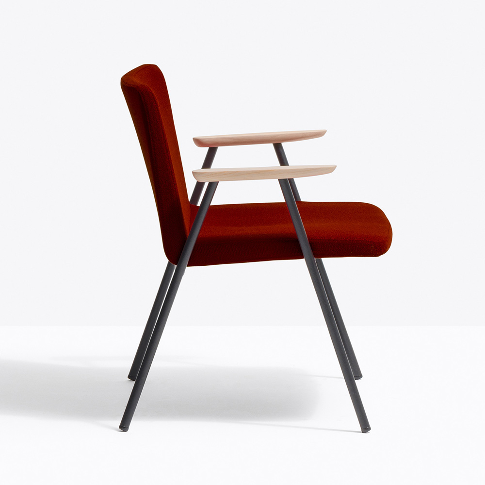 Pedrali_OSAKA_lounge_5729_Ravintolatuoli_kahvilatuoli_neuvottelutuoli_kokoustuoli_saarni_istuimella_teräsjalat_istuinverhoiltu_nojatuoli_03 - Edella