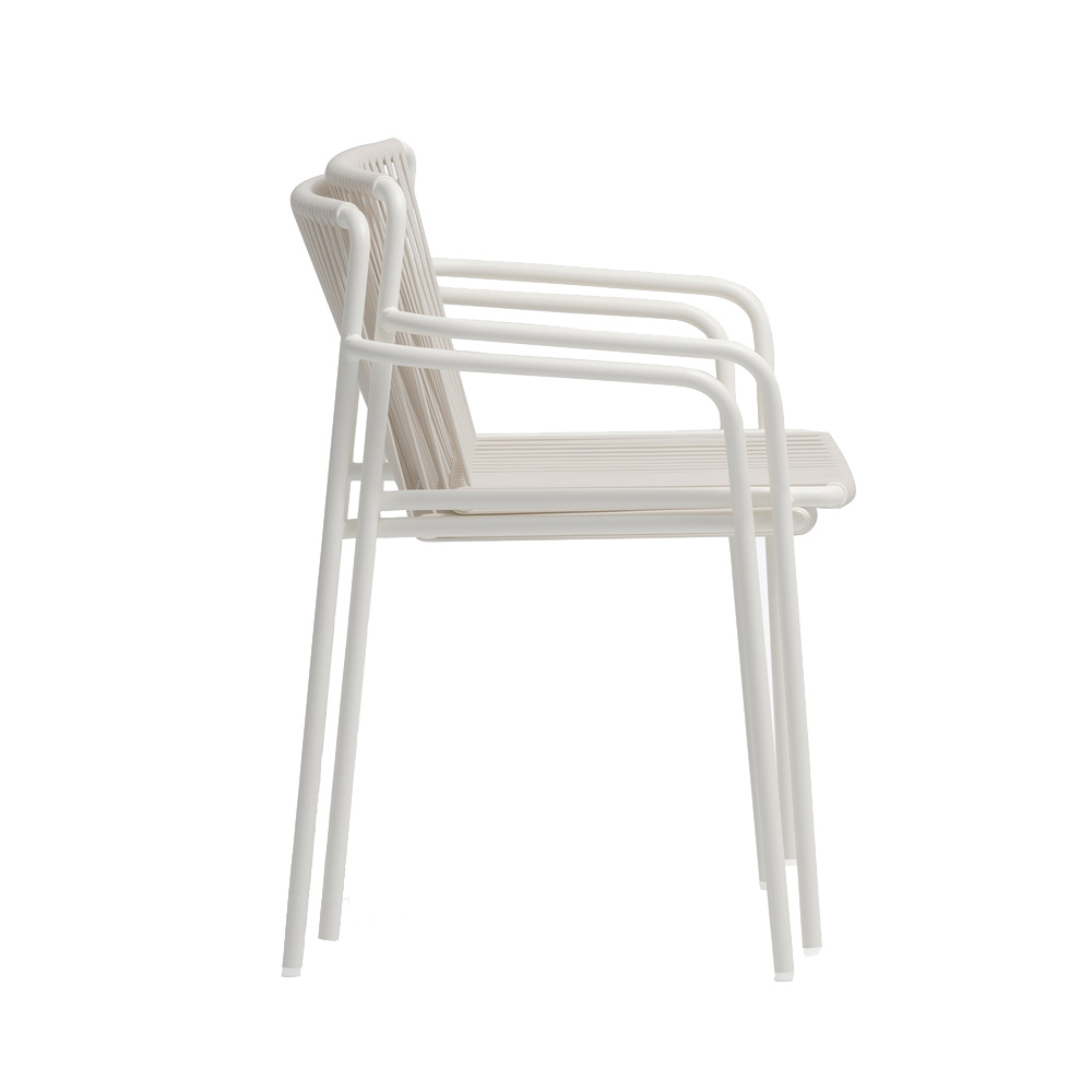 Pedrali_Tribeca_3665_Tuoli_terästuoli_PVC-nauhoilla_käsinojallinen_kahvilatuoli_ravintolatuoli_terassituoli_ulkotuoli_ulkotiloihin_05 - Edella