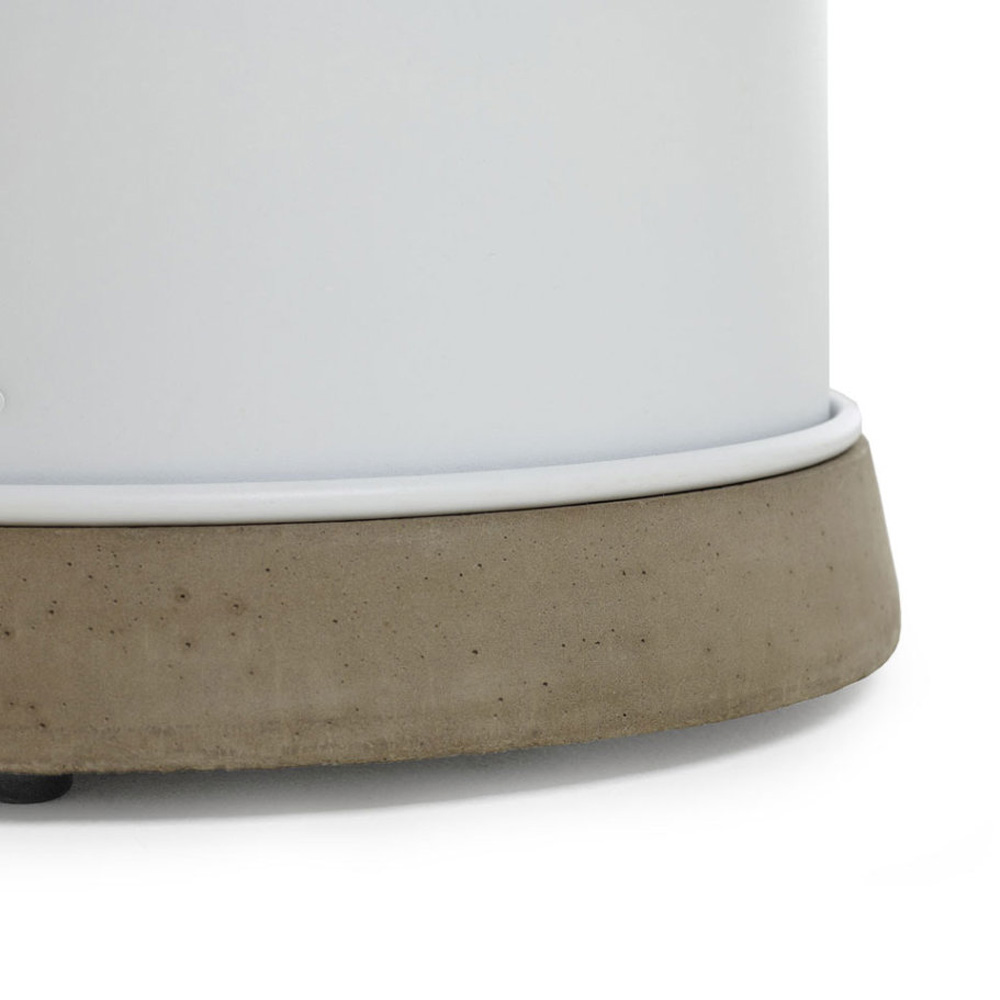 Prima_office_BROOKLYN_BIN_WITH_CONCRETE_BASE_BB1W-CZ_valkoinen_kierrätysastia_roskakori_betonijalustalla_02 - Edella