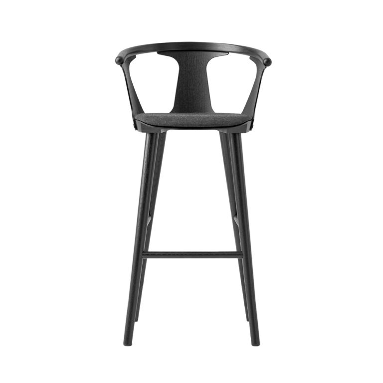 &Tradition In Between korkea baarituoli SK10 Black lacquered oak
