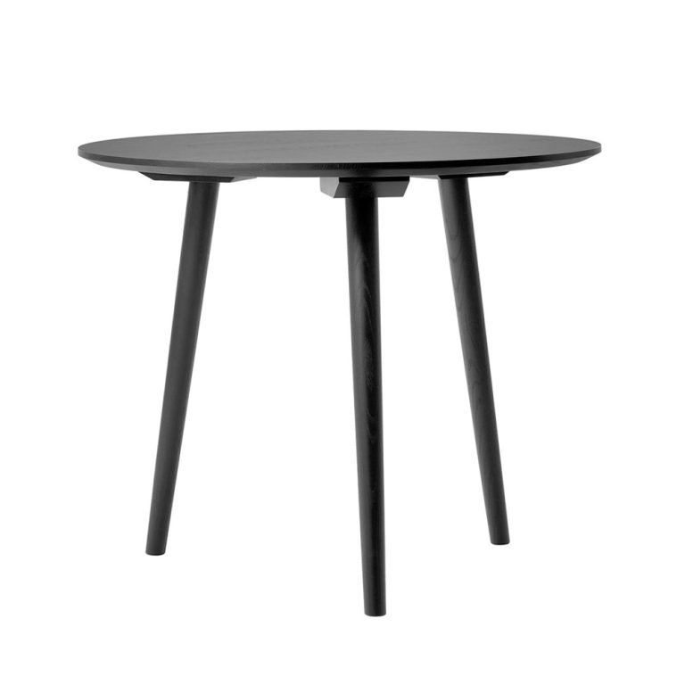 &Tradition In Between pöytä SK3 Black lacquered oak