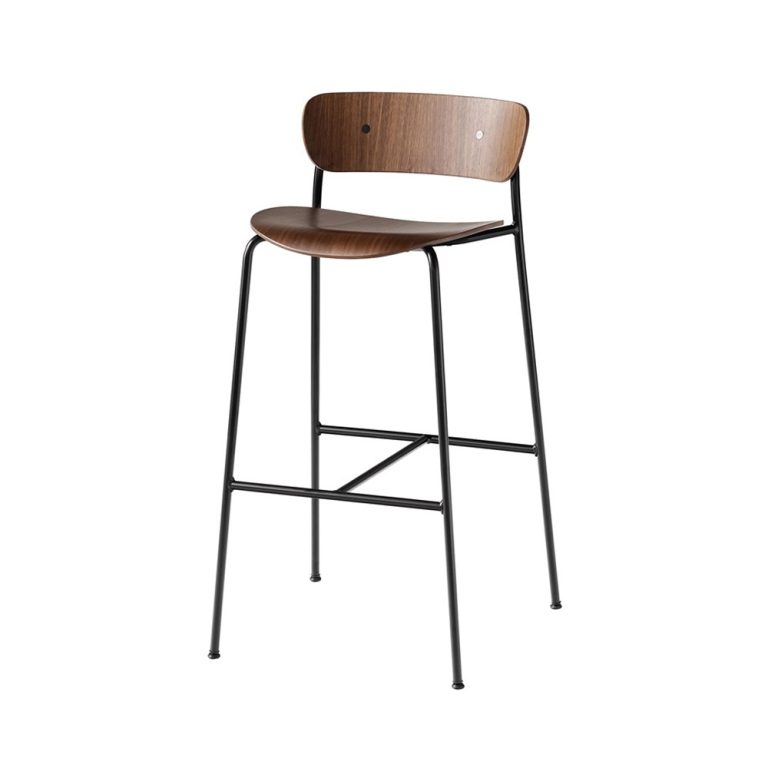&Tradition Pavilion Barstoolr AV9 korkea baarituoli Lacquered Walnut