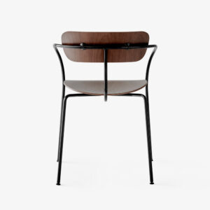 &Tradition Pavilion Chair AV2 Lacquered Walnut