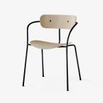 &Tradition Pavilion Chair AV2 Lacquered Oak