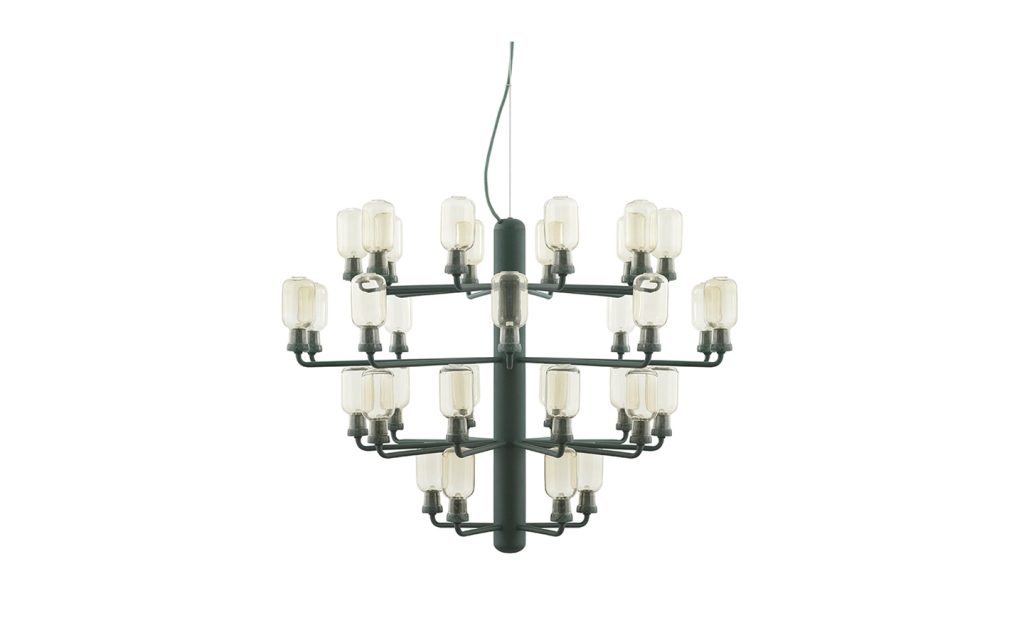 normann_copenhagen_amp_chandelier_large_gold_green_01 - Edella