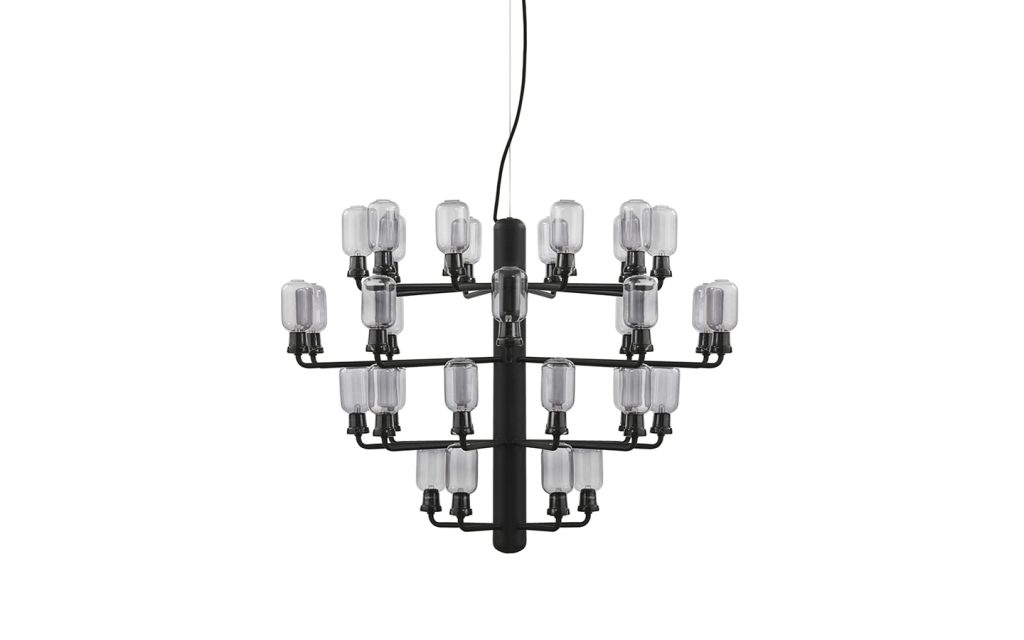 normann_copenhagen_amp_chandelier_large_smoke_black_01 - Edella