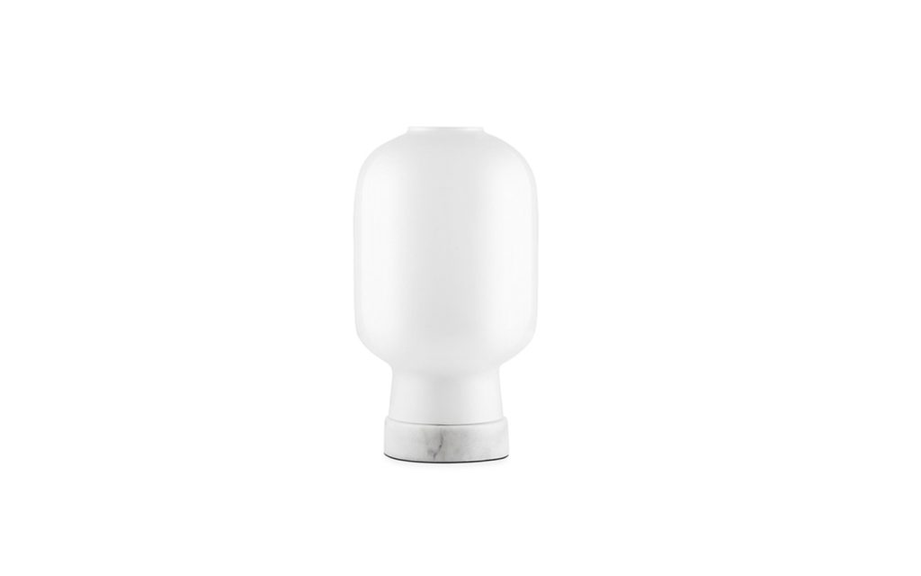 normann_copenhagen_amp_table_lamp_white_01 - Edella
