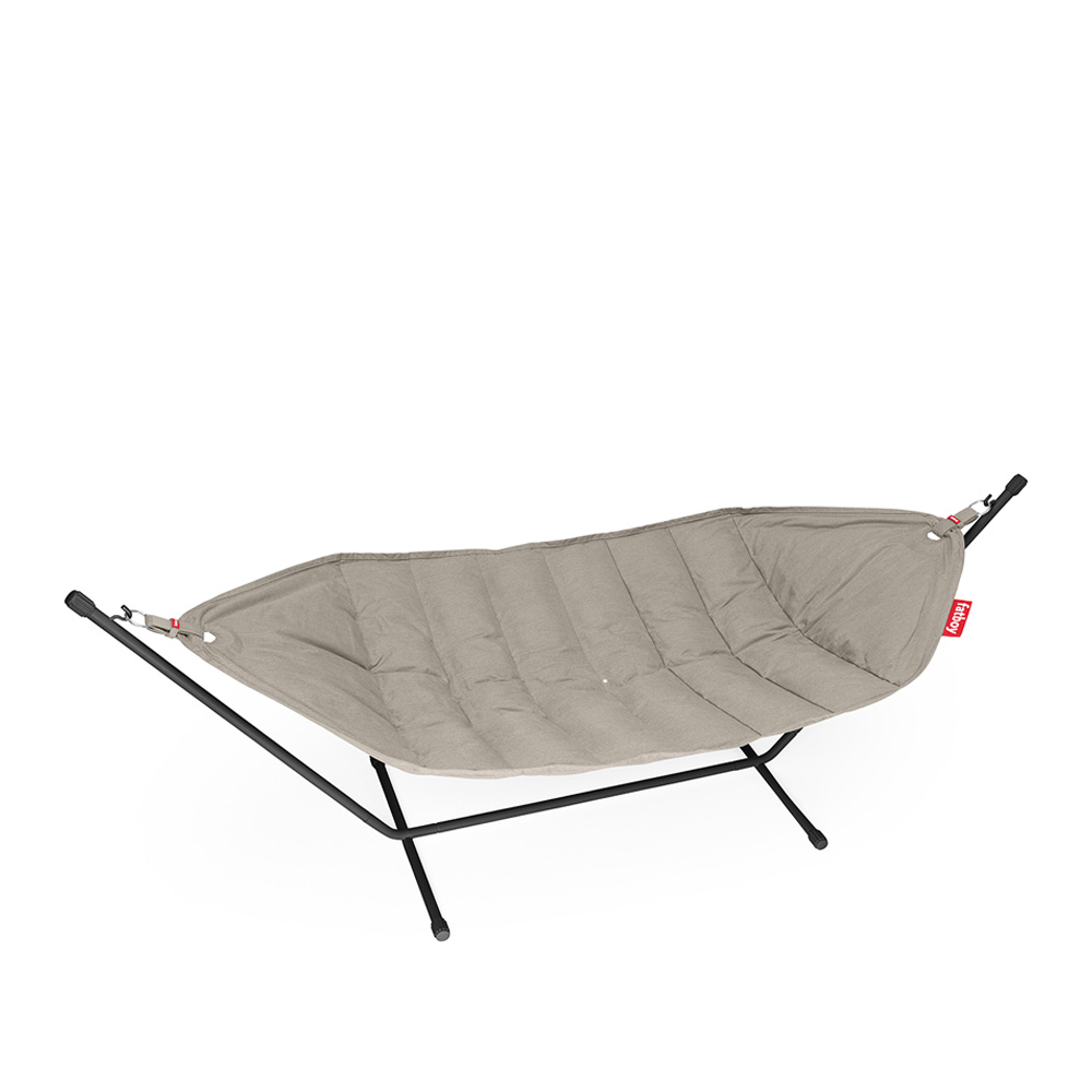 Fatboy_Headdemock_Superb_Hammock_Grey_Taupe_ruskeanharmaa_riippukeinu_mustalla_jalustalla_telineellä_sisäkäyttöön_ulkokäyttöön_01 - Edella