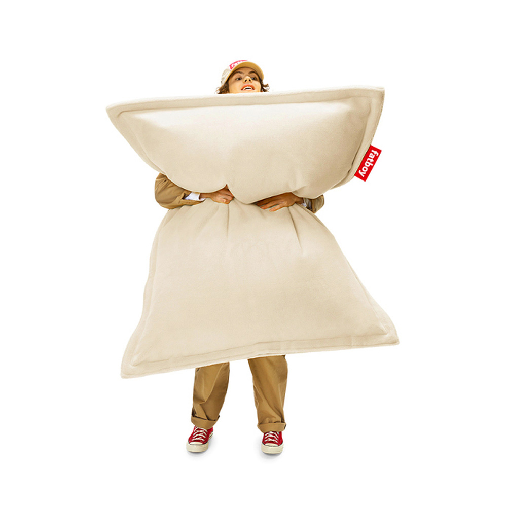 Fatboy_Original_Slim_Teddy_Super_soft_beanbag_Off_White_valkoinen_pehmeä_alkuperäinen_säkkituoli_sisätiloihin_02 - Edella
