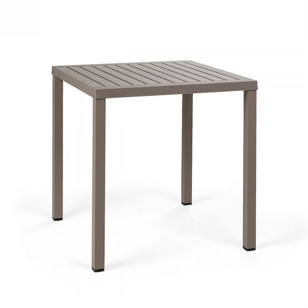Nardi_Cube_70_Tortora_ruskeanharmaa_ravintolapöytä_terassipöytä_ulkopöytä_ruokapöytä_01 - Edella
