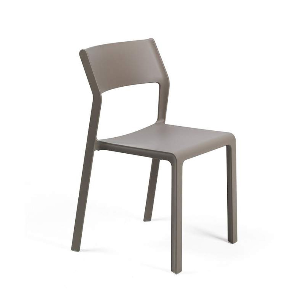 Nardi_Trill_Bistrot_Tortora_ruskeanharmaa_terassituoli_ulkotuoli_muovituoli_ravintolatuoli_pinottava_01 - Edella