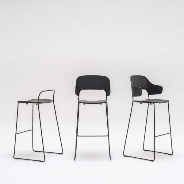 MDD Afi High Stool baarituoli käsinojilla - Image 16