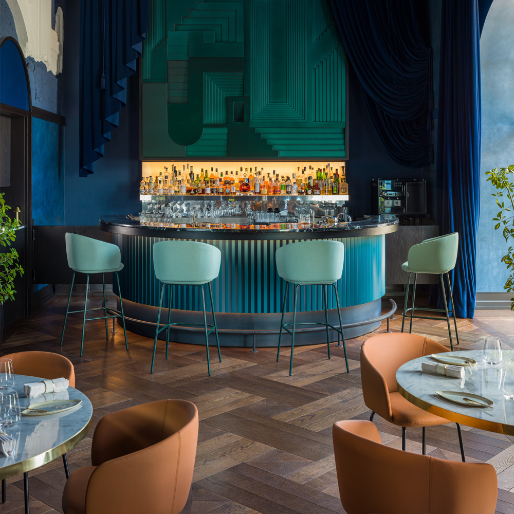 MDD_Grace_High_Bar_Stool_verhoiltu_korkea_tuoli_baarituoli_ravintolatuoli_19 - Edella