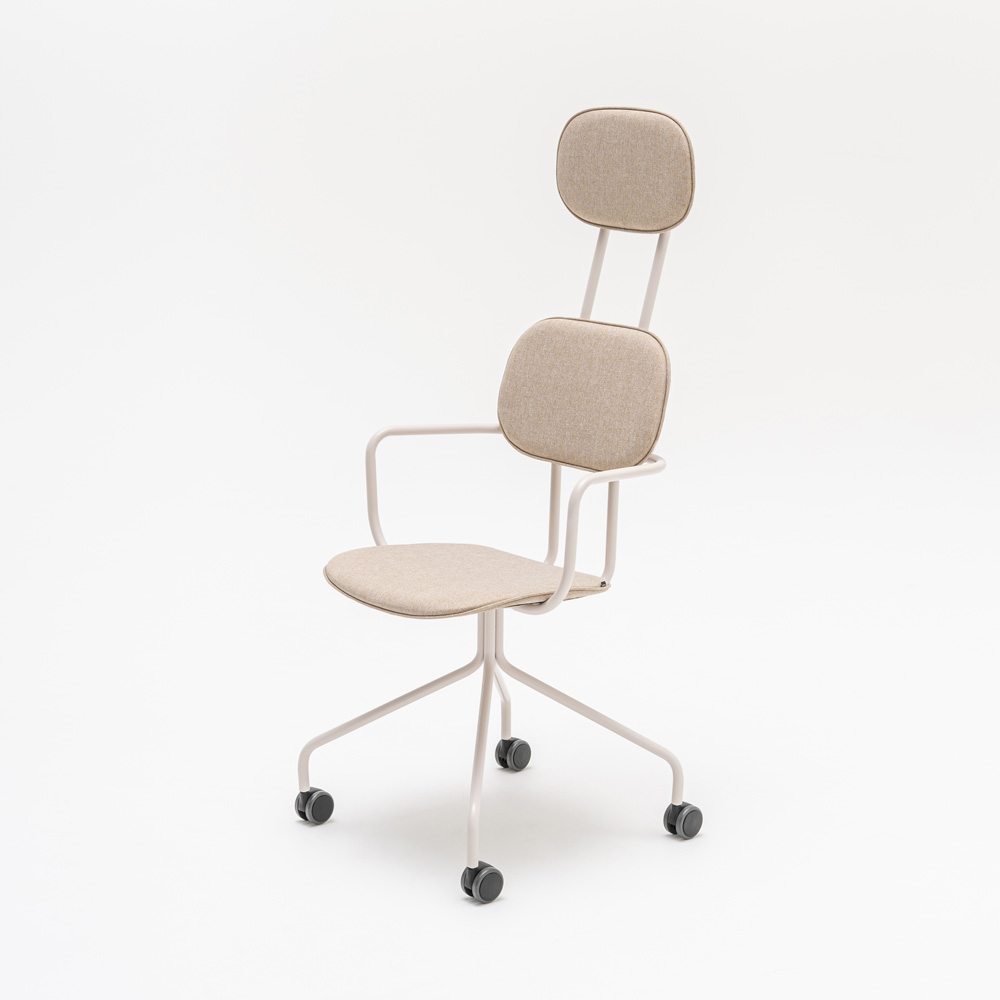 MDD_New_School__neuvottelutuoli_verhoiltu_käsinojat_niskatuki_ristikko_pyörillä_02 - Edella