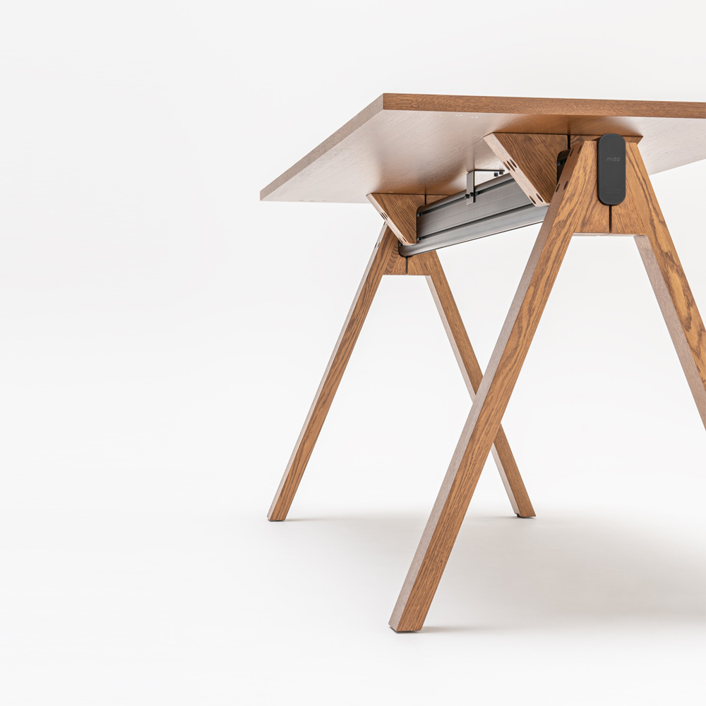 MDD_Viga_Counter_Table_korkea_pöytä_baaripöytä_seisomapöytä_puukannella_pukkijaloilla_06 - Edella