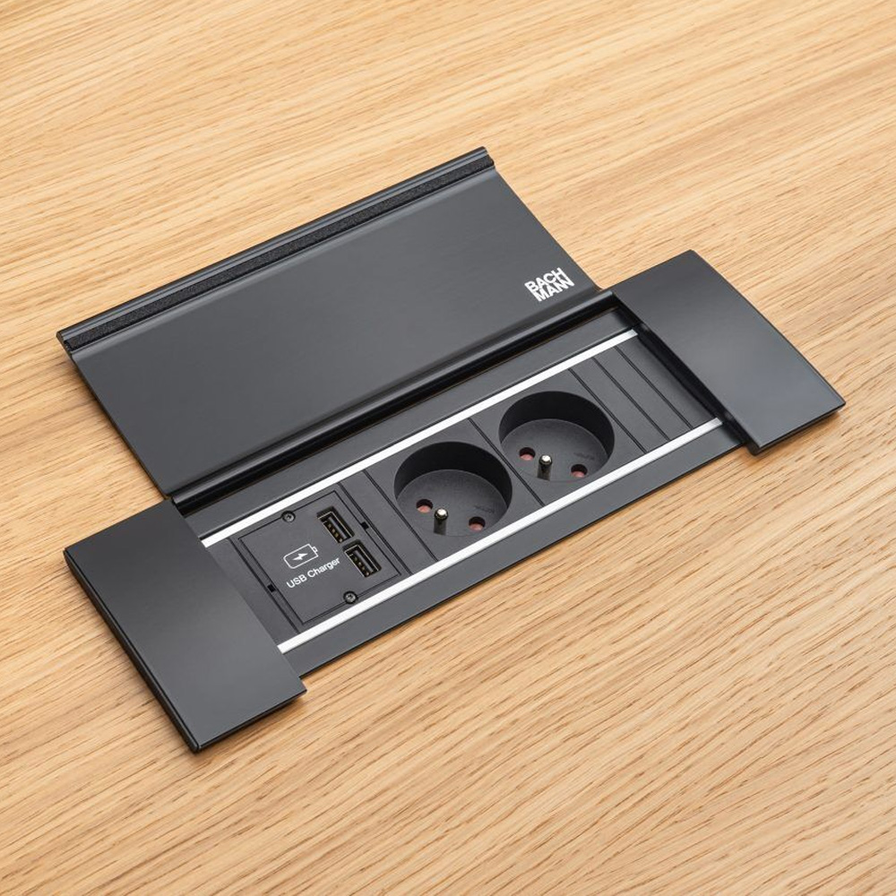 MDD_Viga_High_Table_korkea_pöytä_baaripöytä_seisomapöytä_puukannella_pukkijaloilla_10 - Edella