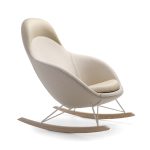 Bejot_Vieni_VEW793_käsinojallinen_keinutuoli_puujalat_01 - Edella