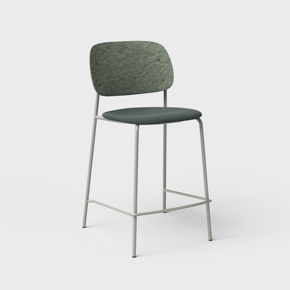 DeVorm_Hale_Counter_Stool_Upholstery_Olive_verhoiltu_matala_baarituoli_01 - Edella