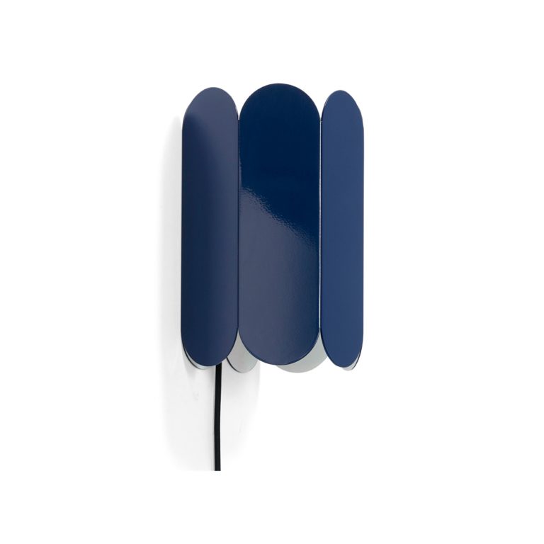 Hay Arcs Wall Cobalt blue seinävalaisin