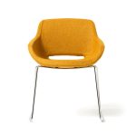 Diemme_Clea_Plus_neuvottelutuoli_kelkkajalka_verhoiltu_01 - Edella