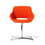 Diemme_Clea_Plus_neuvottelutuoli_ristikkojalka_verhoiltu_01 - Edella